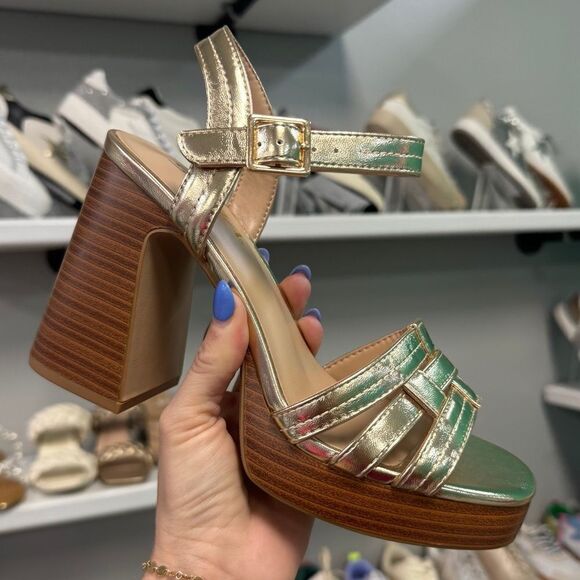 GOLD TRIM PLATFORM WOOD WEDGE HEEL - NON-BRANDED - Picture 2 of 4